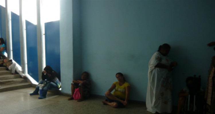 Pacientes y médicos del HUM no tienen agua 1 4 a hum